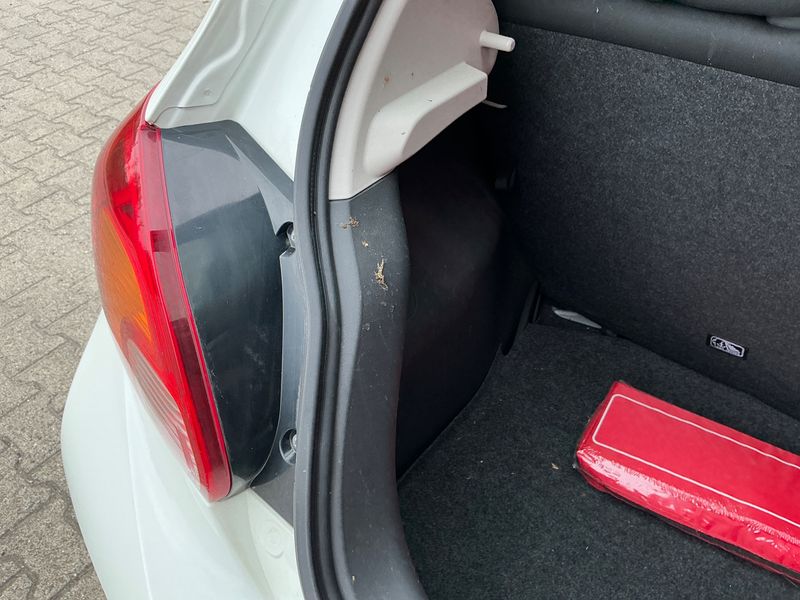 Mitsubishi Space Star 1.0 Basis 2020 – снимка 27
