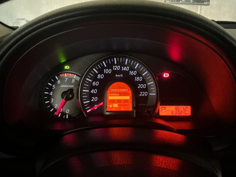 Nissan Micra 1.2 N-Tec — zdjęcie 13