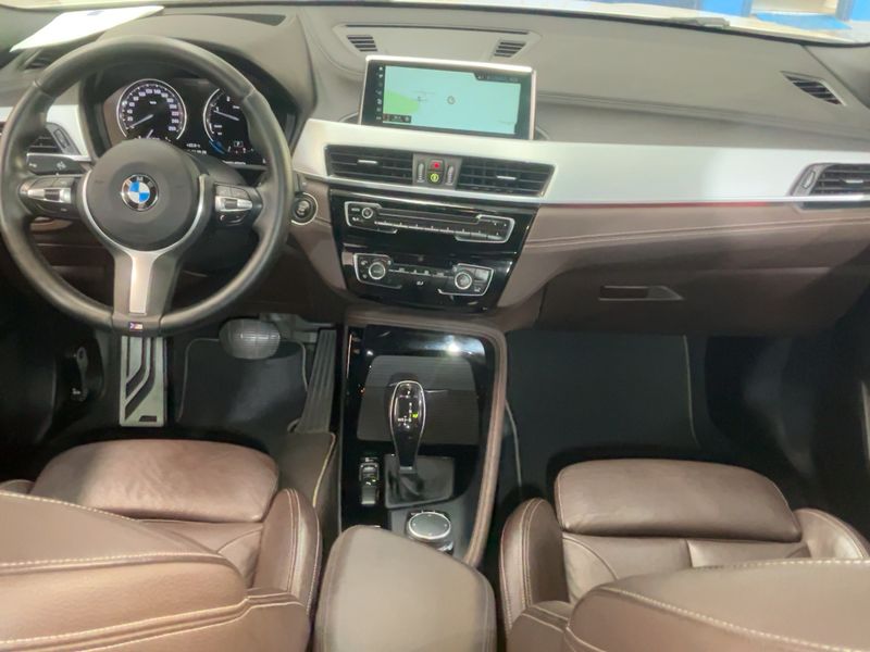 BMW X2 sDrive 18d M Sport — zdjęcie 12