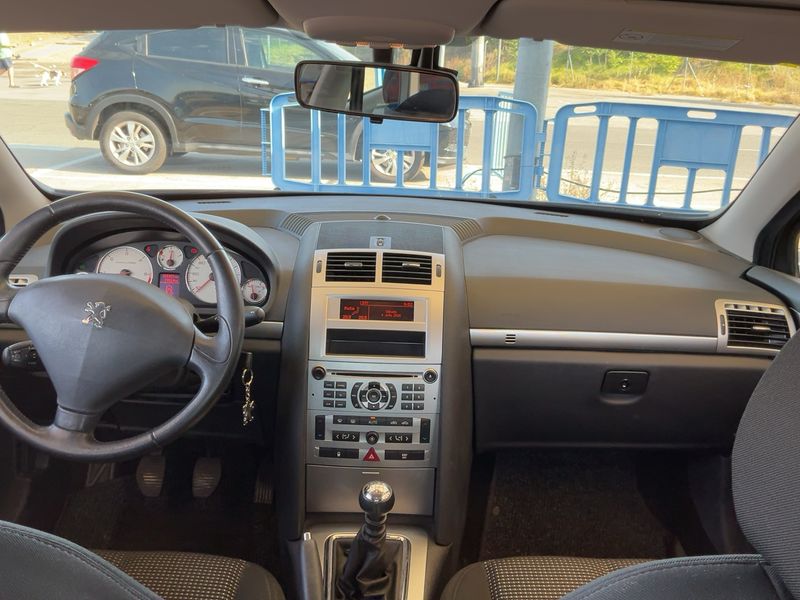Peugeot 407 2.0 HDi Sport — zdjęcie 12