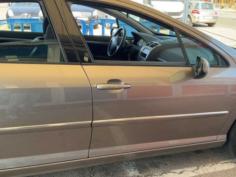 Peugeot 407 2.0 HDi Sport — zdjęcie 7