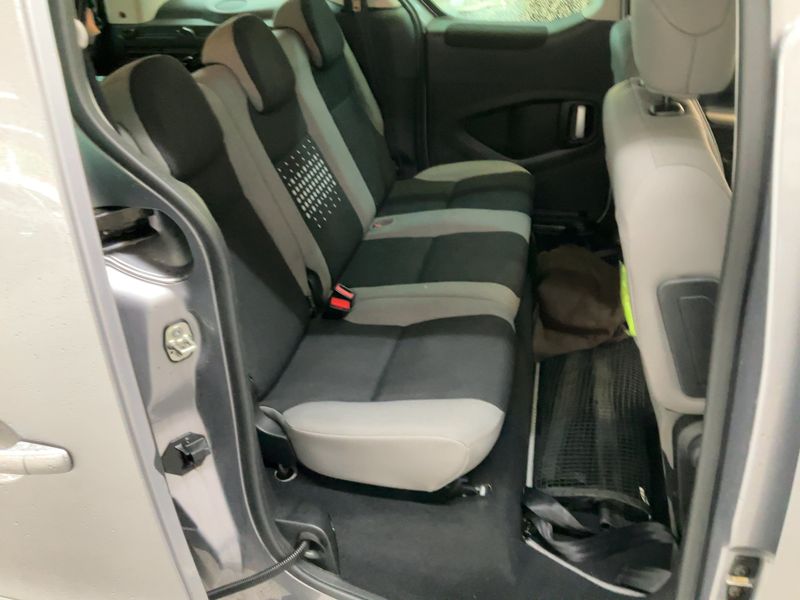 Citroen Berlingo 1.6 Blue-HDi Selection 2016 – снимка 20