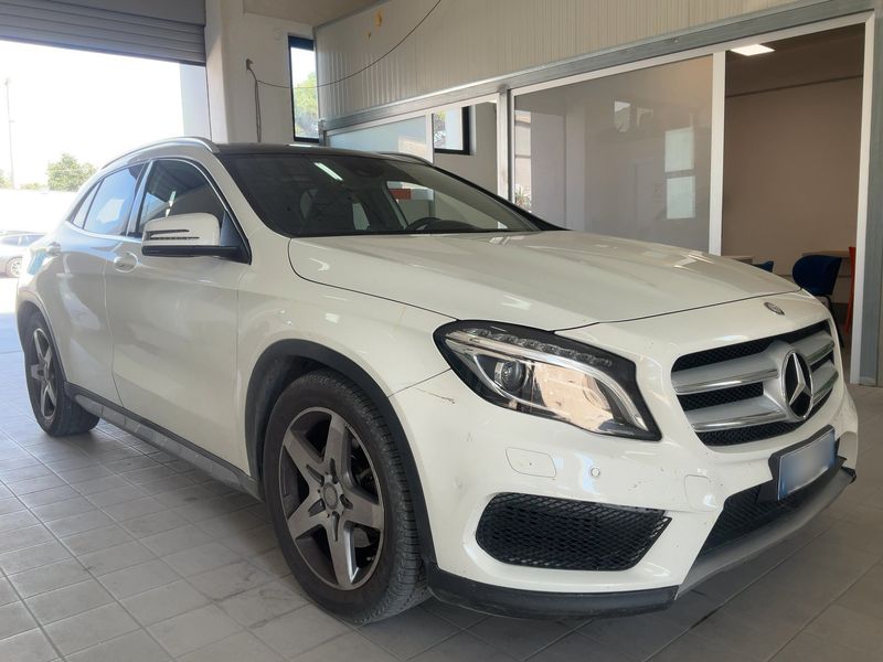 Mercedes-Benz GLA-Klasse GLA 220 d 4Matic Premium — zdjęcie 8
