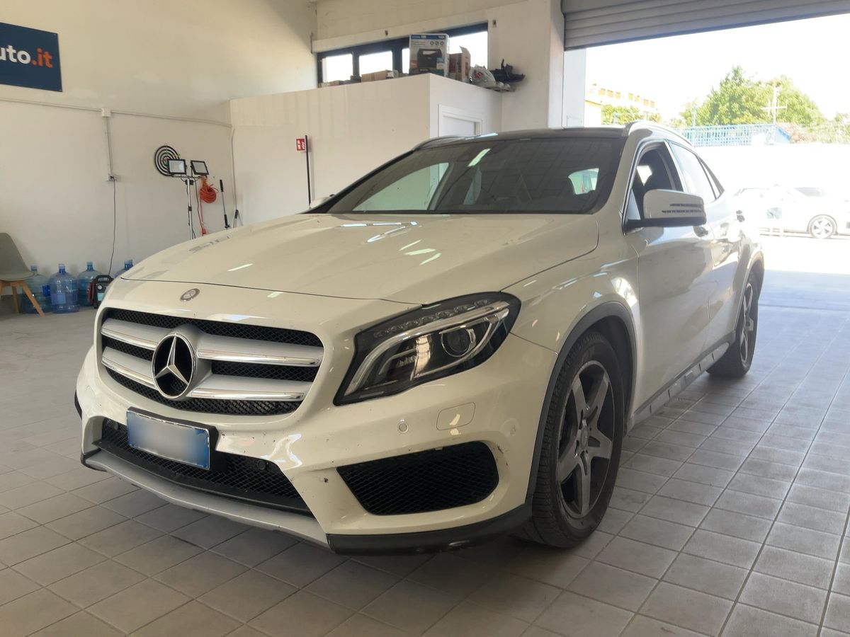 Mercedes-Benz GLA-Klasse 2014