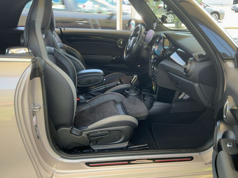 MINI Cabrio Cooper John Cooper Works Trim — zdjęcie 11