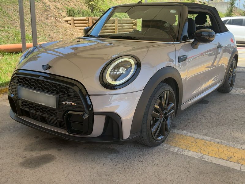 MINI Cabrio Cooper John Cooper Works Trim