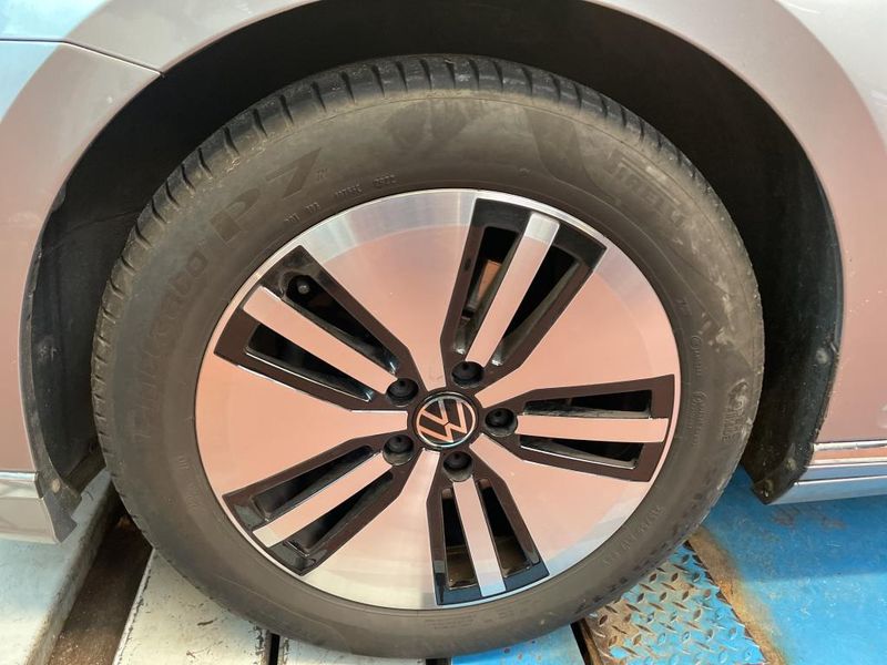 Volkswagen Passat 1.4 GTE — zdjęcie 24