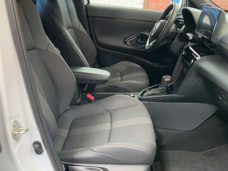 Toyota Yaris Cross 1.5 Hybrid AWD-i Trail — zdjęcie 11