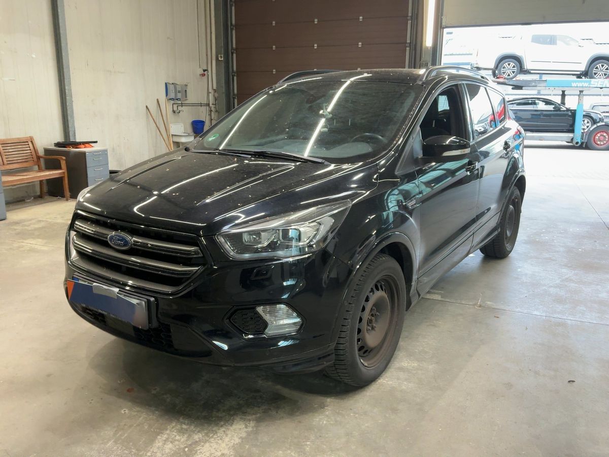 Ford Kuga 2019 — photo 1
