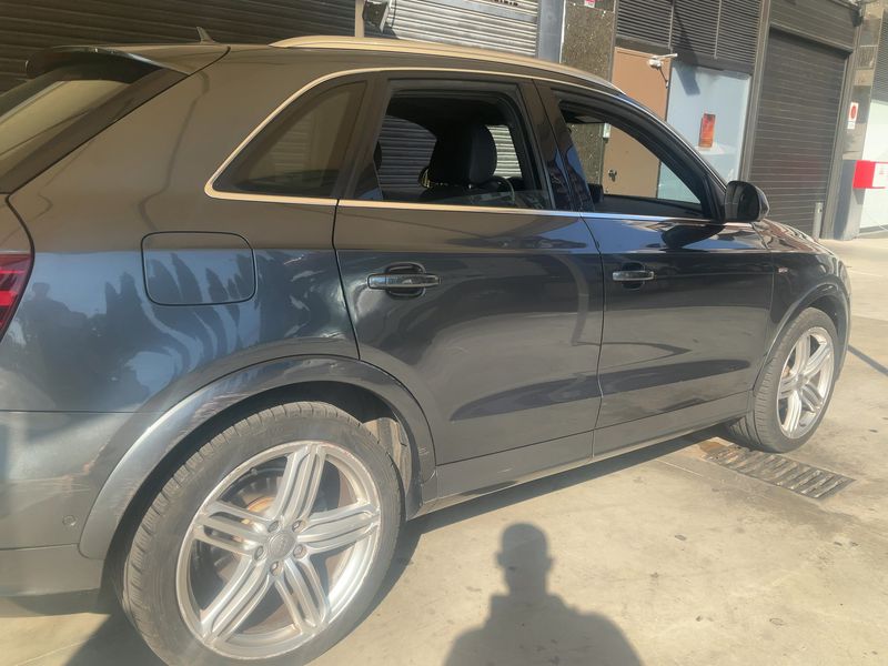 Audi Q3 2.0 TFSI quattro Ambition — zdjęcie 7