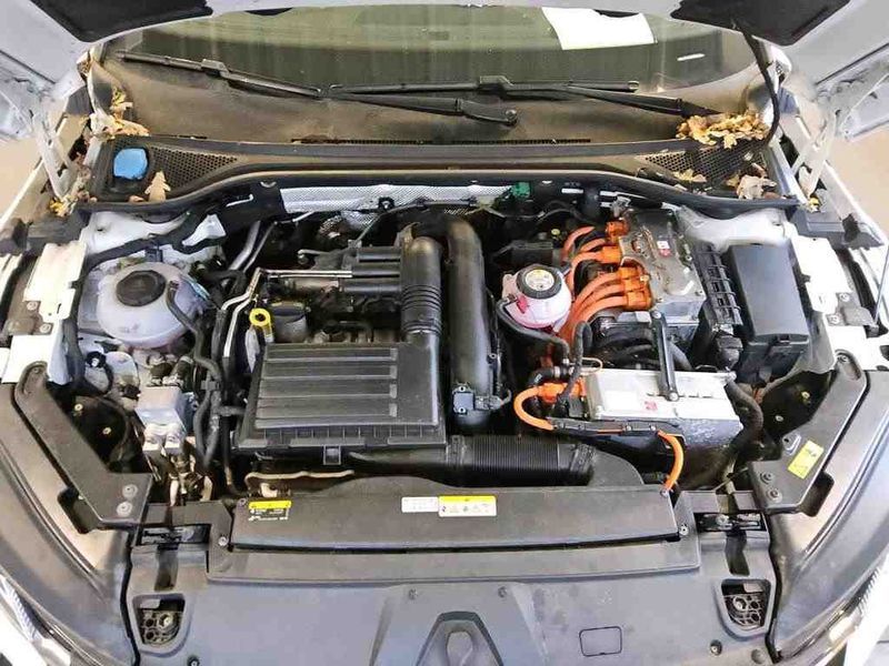 Volkswagen Arteon Shooting Brake 1.4 eHybrid R-Line — zdjęcie 8