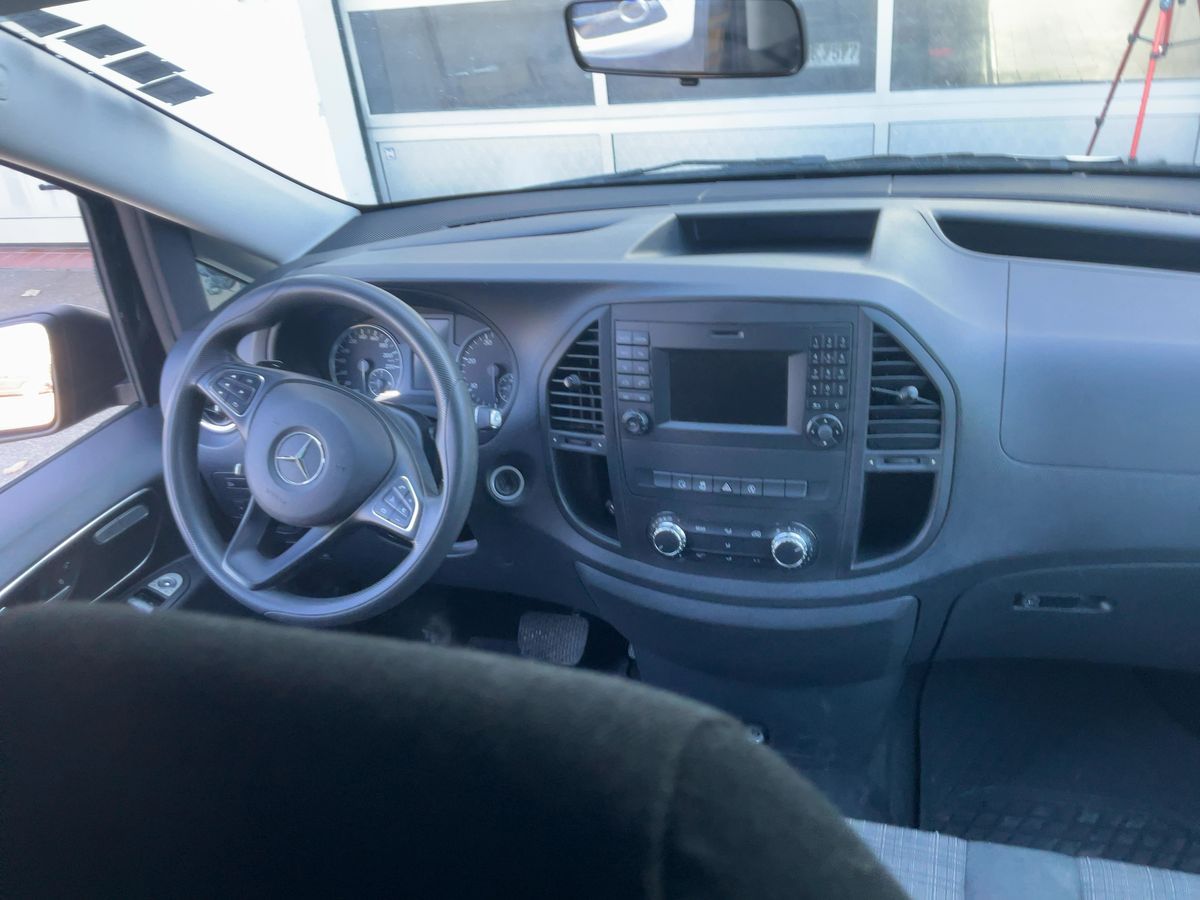 Mercedes-Benz Vito 2017 — photo 19