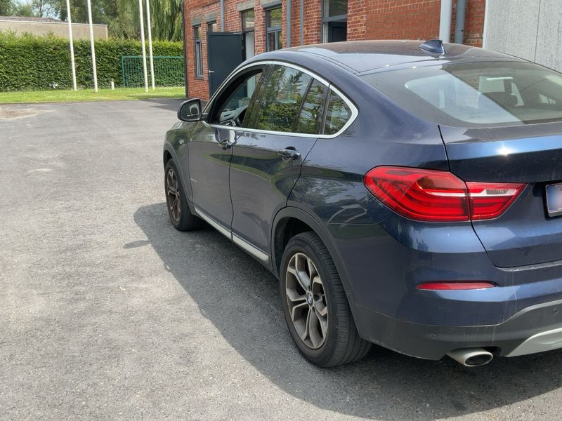 BMW X4 xDrive 20d — zdjęcie 3