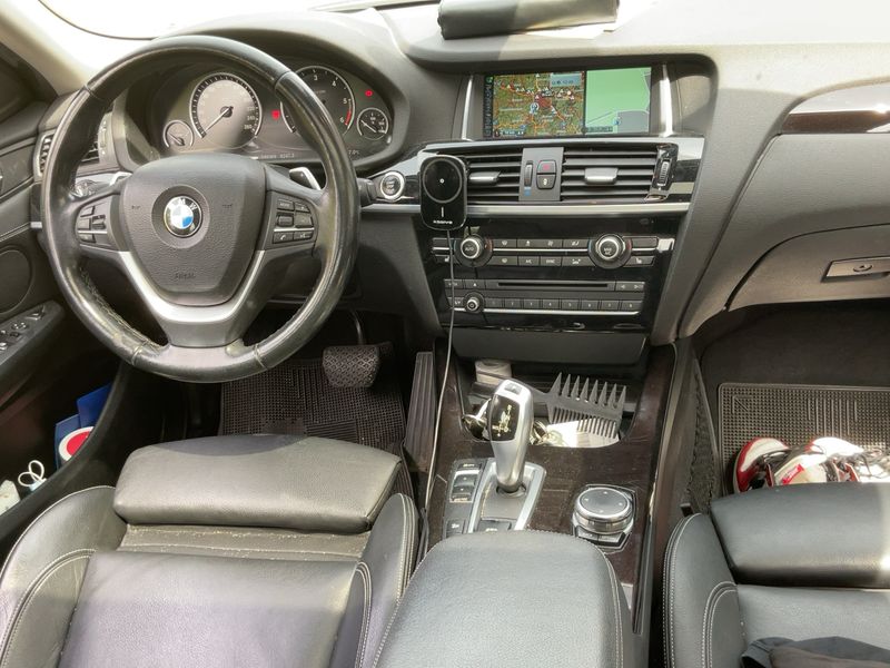BMW X4 xDrive 20d — zdjęcie 12