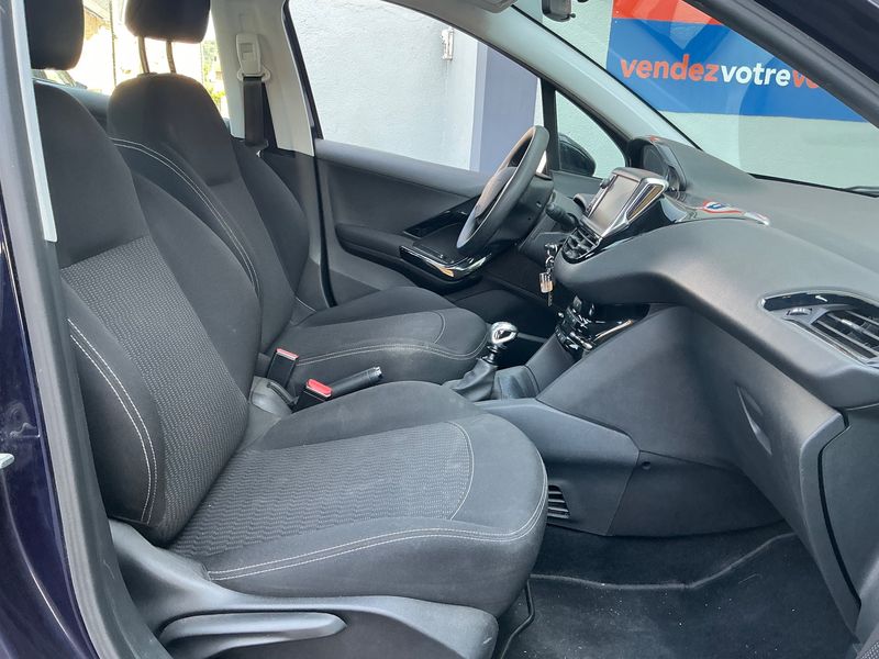 Peugeot 208 1.5 Blue-HDi Active 2018 – снимка 16