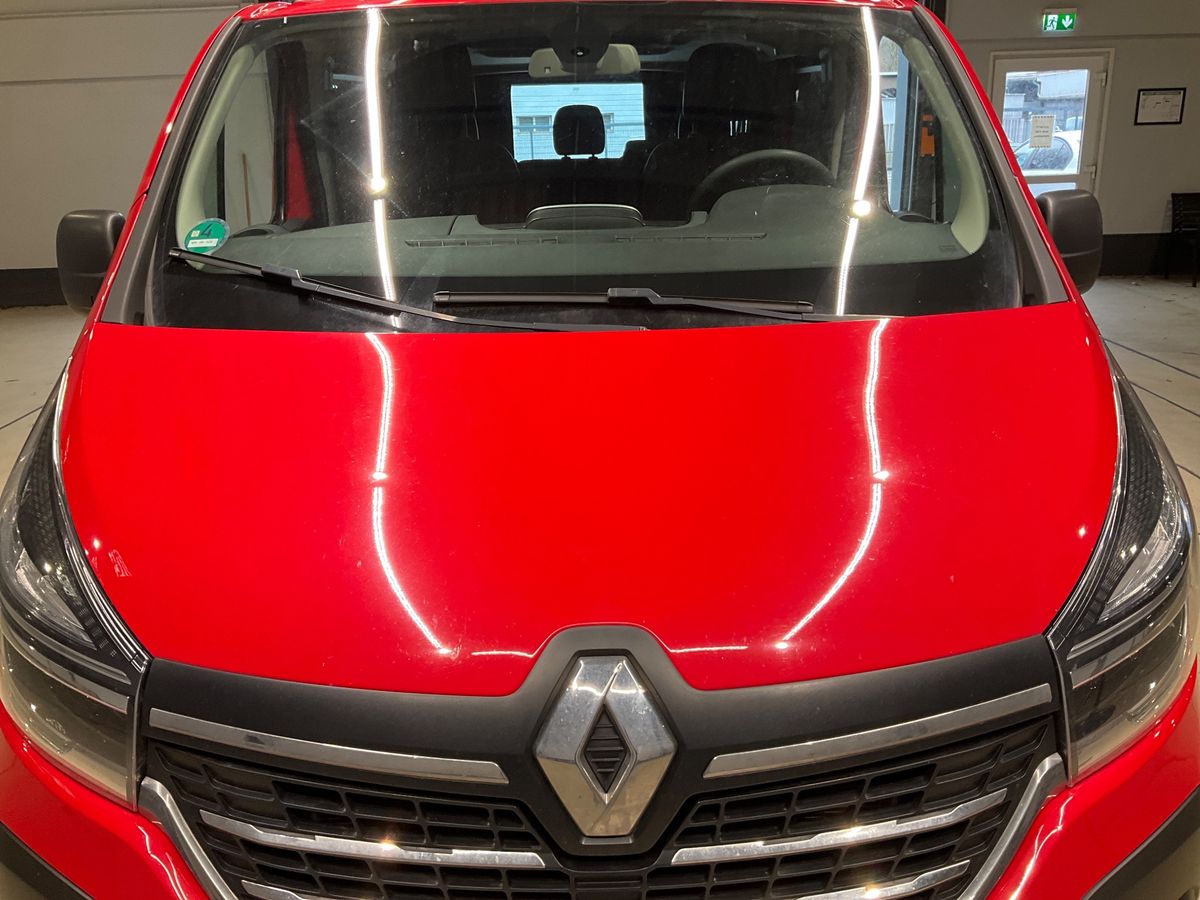 Renault Trafic 2020 — photo 44
