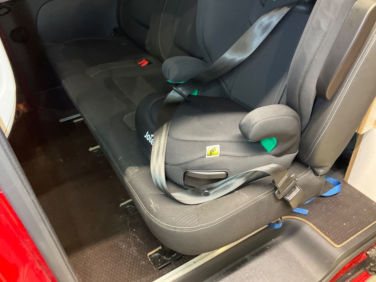 Renault Trafic 2020 — photo 37