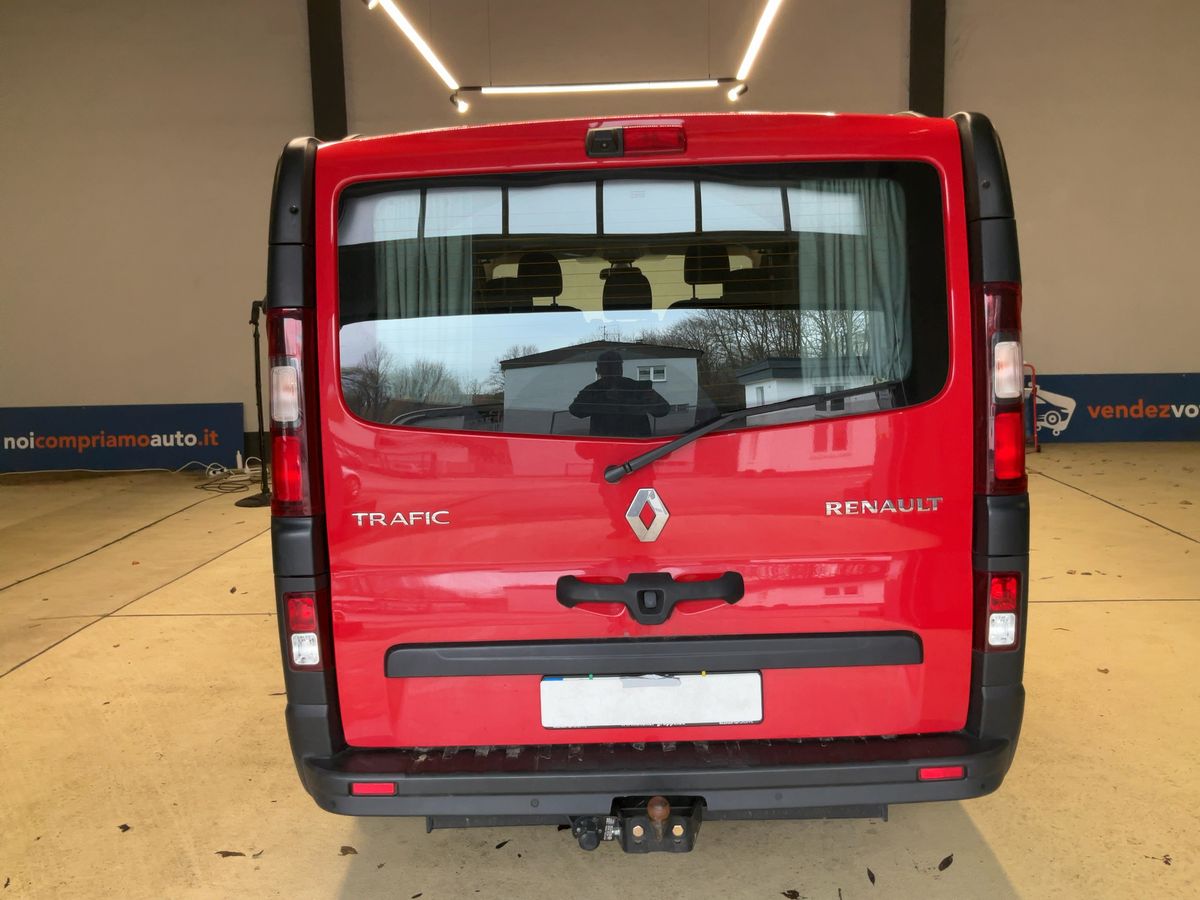 Renault Trafic 2020 — photo 8