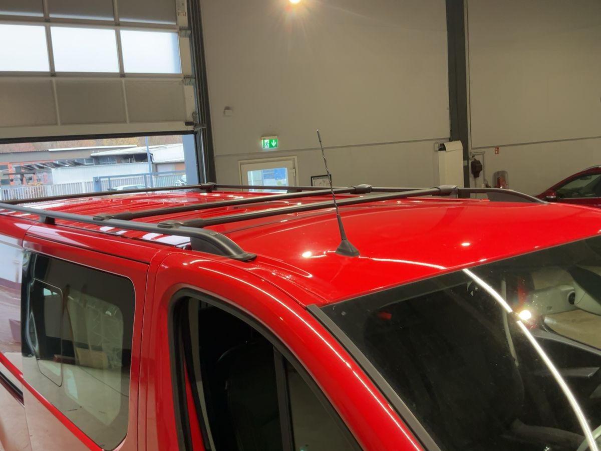 Renault Trafic 2020 — photo 14