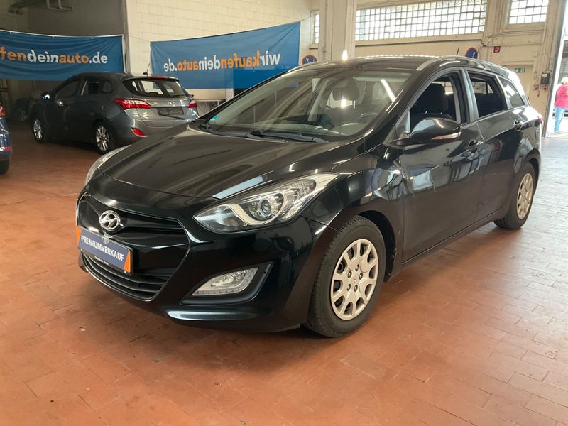 Hyundai i30 1.4 CRDi Classic — zdjęcie 1