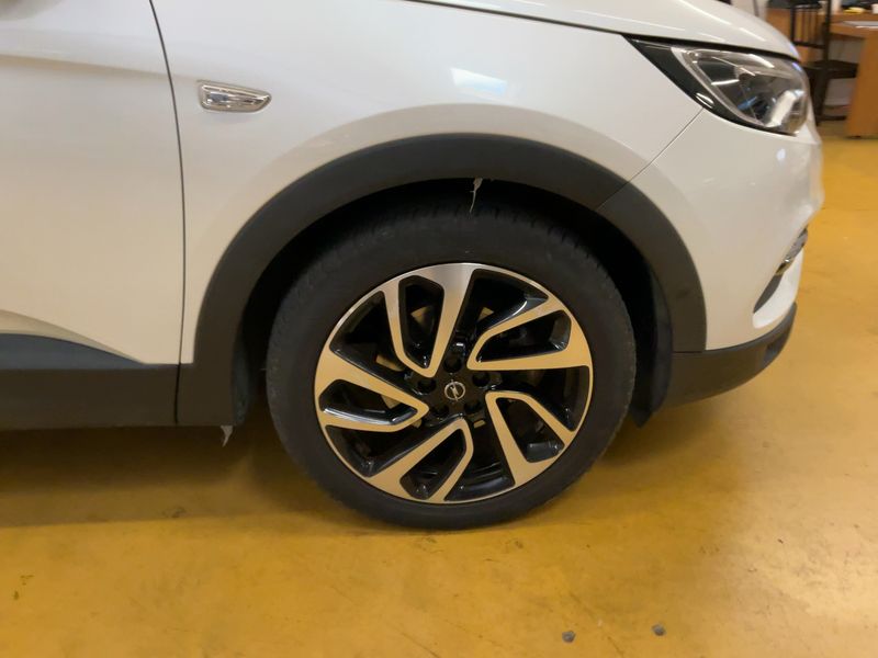 Opel Grandland X 1.2 Turbo Elite 2018 – снимка 11