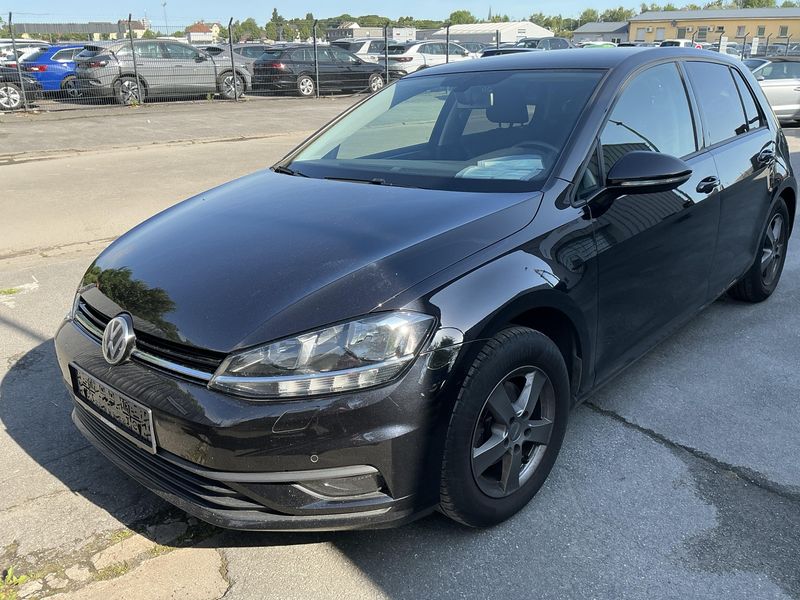 Volkswagen Golf VII 1.0 TSI Trendline BlueMotion Tech 2018 – снимка 1