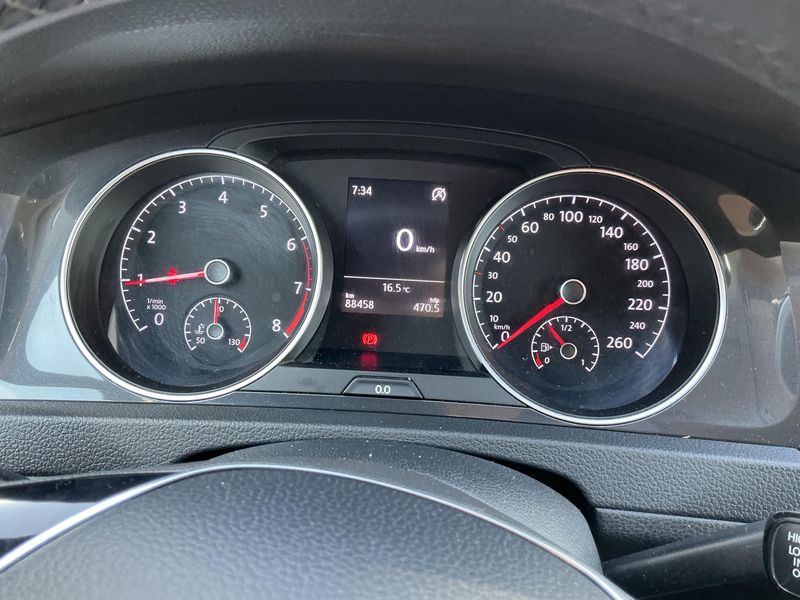 Volkswagen Golf VII 1.0 TSI Trendline BlueMotion Tech 2018 – снимка 19
