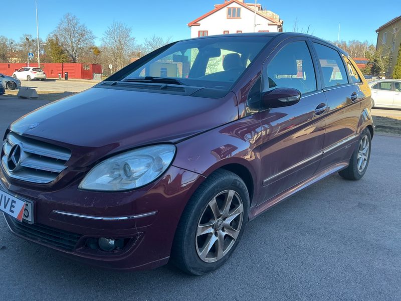 Mercedes-Benz B-Klasse B 200 CDI Standard — zdjęcie 1