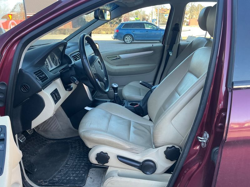 Mercedes-Benz B-Klasse B 200 CDI Standard — zdjęcie 3