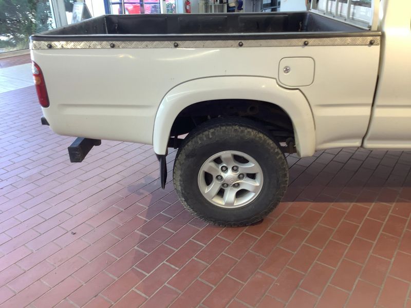Toyota Hilux 2.5 Turbodiesel Extra Cab Spezial 4x4 — zdjęcie 6