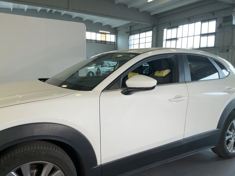 Mazda CX-30 2.0 Skyactiv-G Mild-Hybrid Executive 2WD — zdjęcie 4