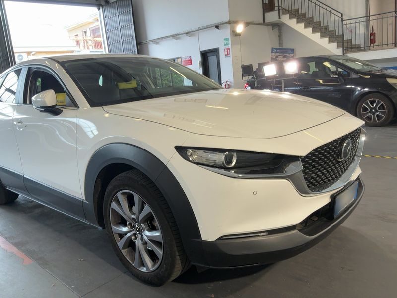 Mazda CX-30 2.0 Skyactiv-G Mild-Hybrid Executive 2WD — zdjęcie 8