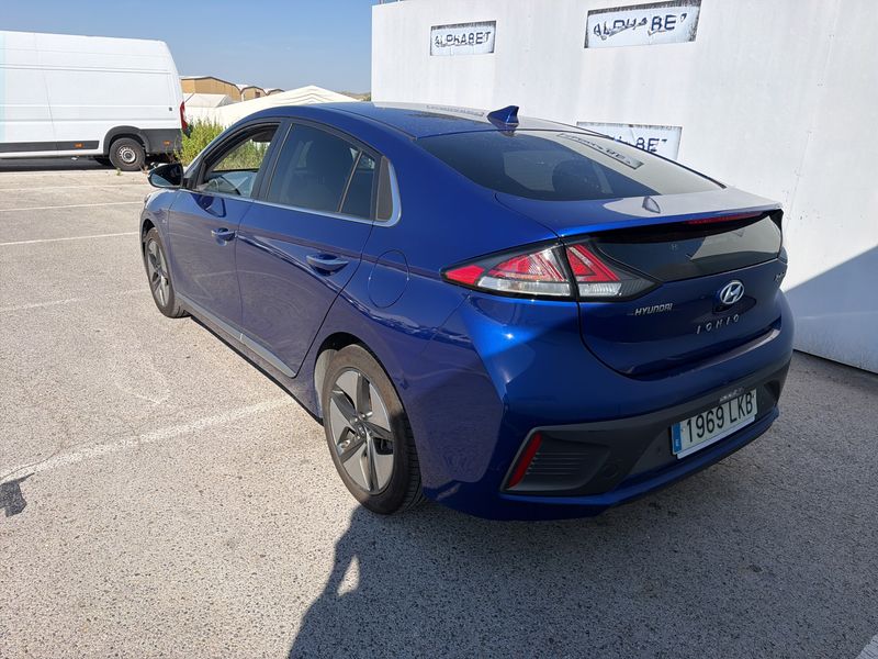 Hyundai IONIQ 1.6 Hybrid Tecno — zdjęcie 4