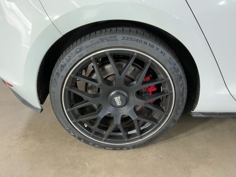 Volkswagen Golf VII 2.0 TFSI GTI "Performance" BlueMotion Tech 2015 – снимка 9