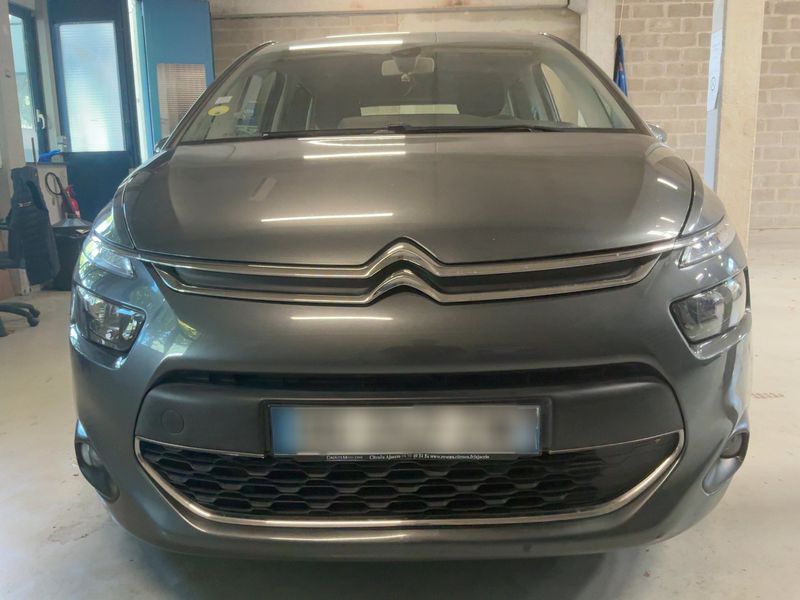 Citroen C4 Picasso 1.6 e-HDi Intensive — zdjęcie 9