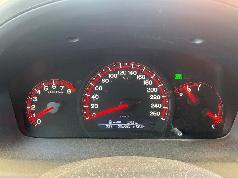 Honda Accord 2.0 VTEC Sport — zdjęcie 13