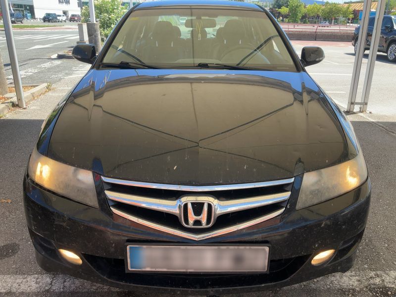 Honda Accord 2.0 VTEC Sport — zdjęcie 9