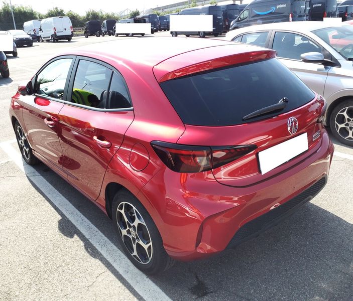 MG 3 1.5 Hybrid+ Luxury — zdjęcie 3