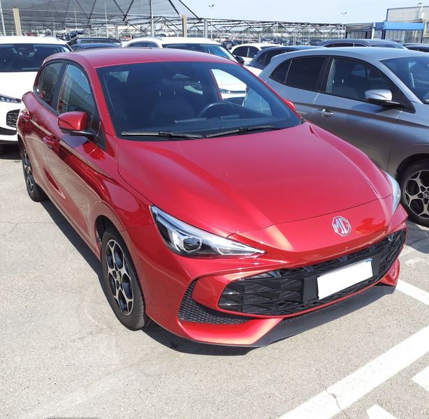 MG 3 1.5 Hybrid+ Luxury — zdjęcie 6