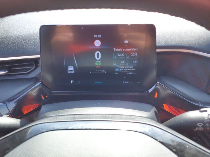 MG 3 1.5 Hybrid+ Luxury — zdjęcie 12