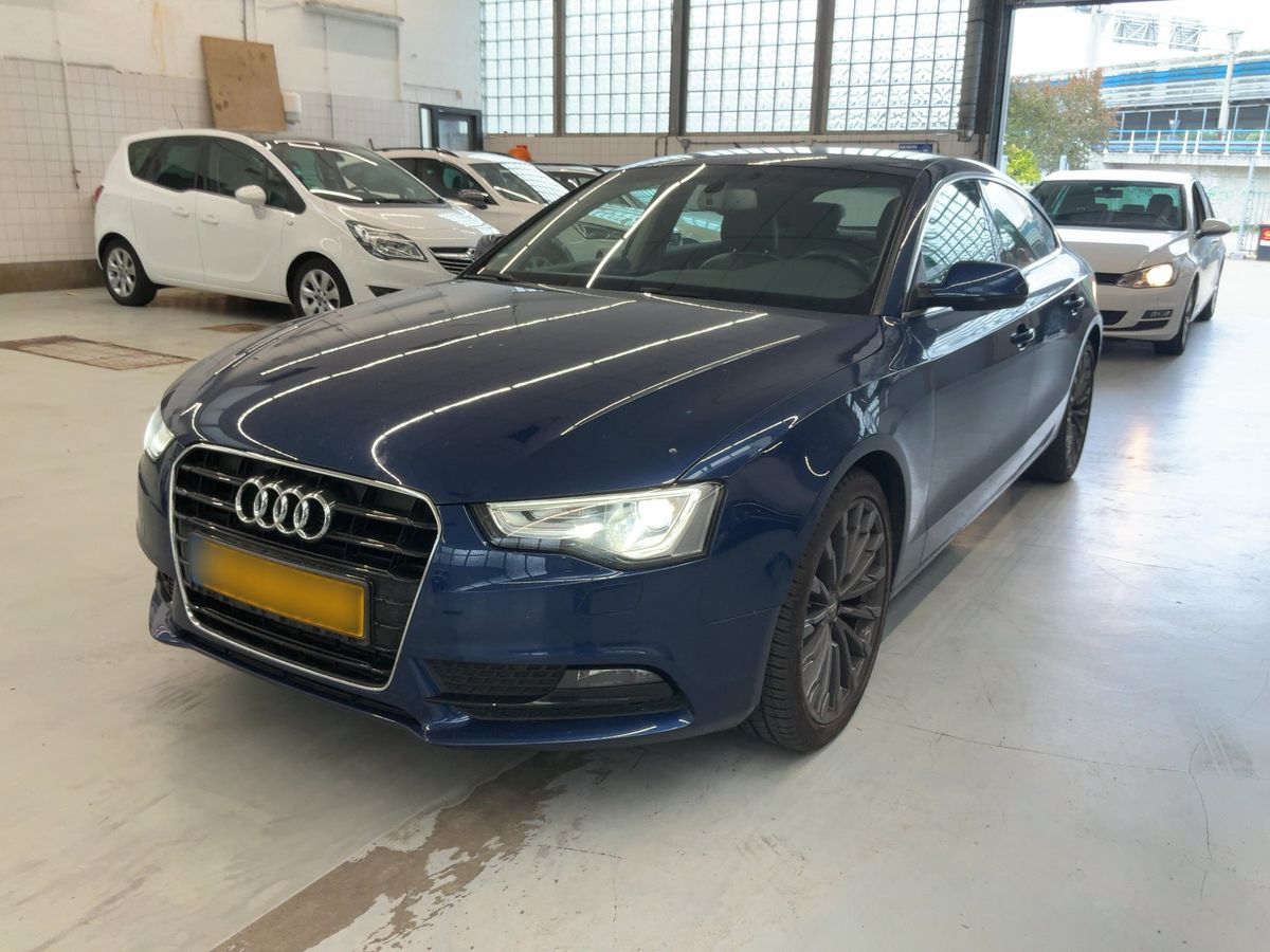 Audi A5 2015 — photo 1