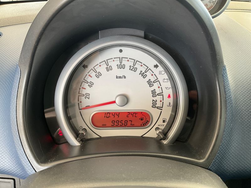 Opel Agila 1.0 Edition — zdjęcie 4