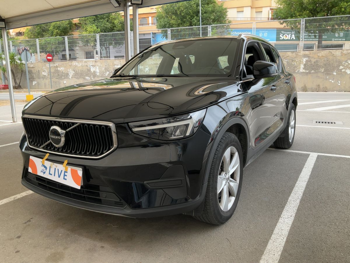 Volvo XC40 2022 — photo 1