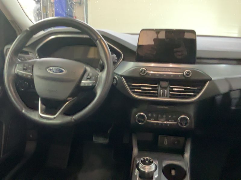 Ford Focus 2.0 TDCi EcoBlue Active — zdjęcie 12