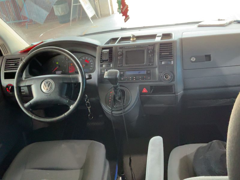 Volkswagen T5 Caravelle 2.5 TDI — zdjęcie 12