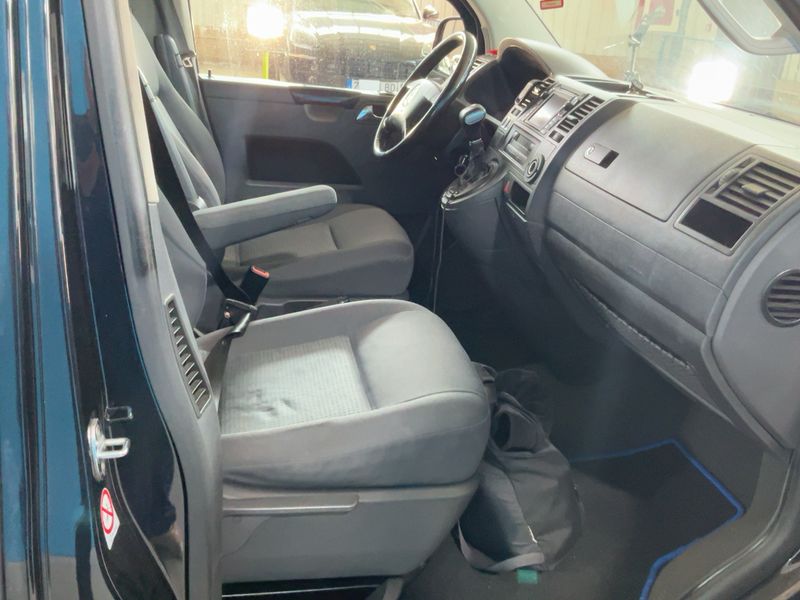 Volkswagen T5 Caravelle 2.5 TDI — zdjęcie 11