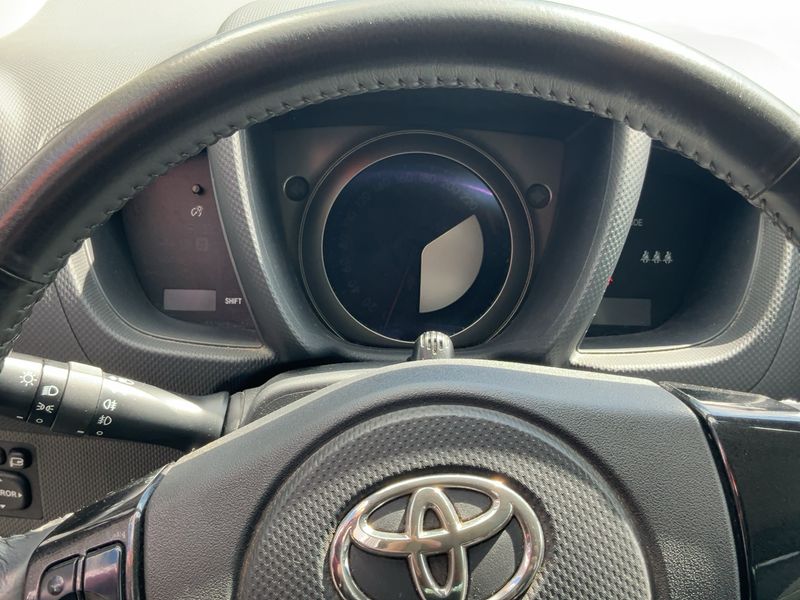 Toyota Urban Cruiser 1.4 D-4D 4x4 — zdjęcie 13