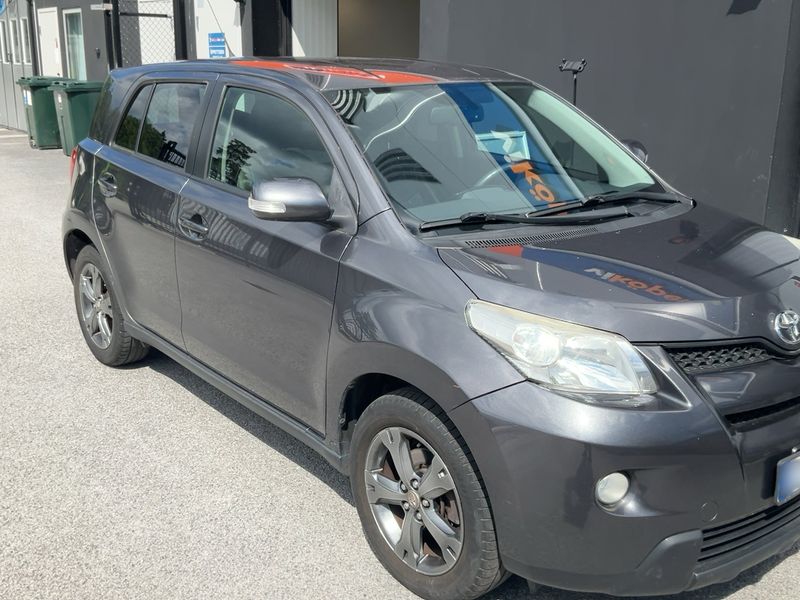 Toyota Urban Cruiser 1.4 D-4D 4x4 — zdjęcie 8