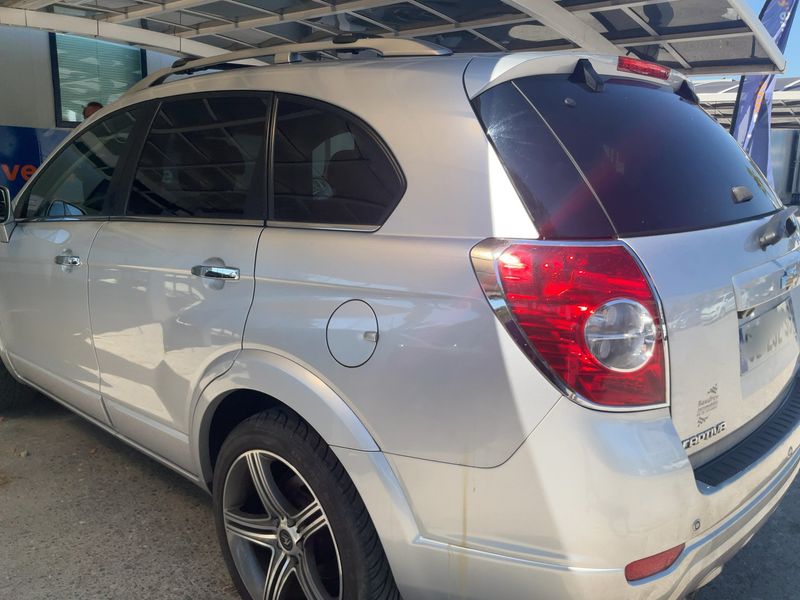 Chevrolet Captiva 2.2 Diesel D LT 2WD — zdjęcie 3