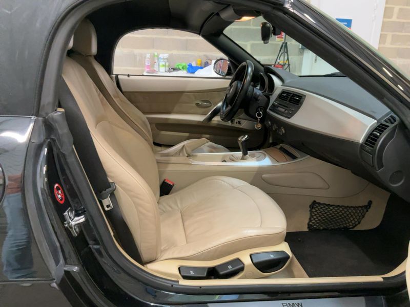 BMW Z4 2.5si — zdjęcie 11